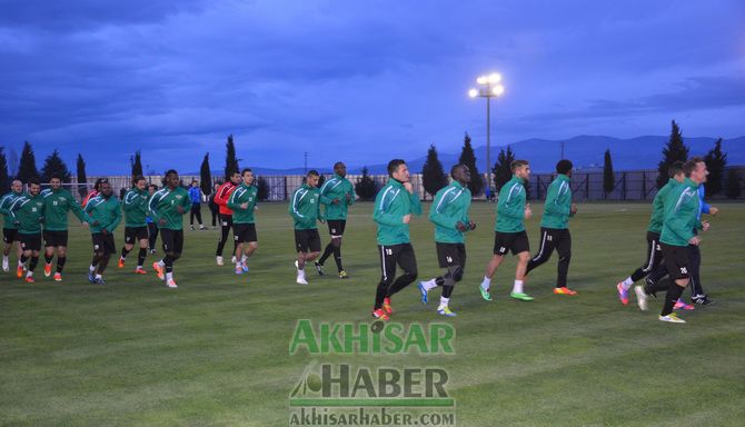 Akhisar Belediyespor, Galatasaray Maçı Hazırlıklarına Başladı